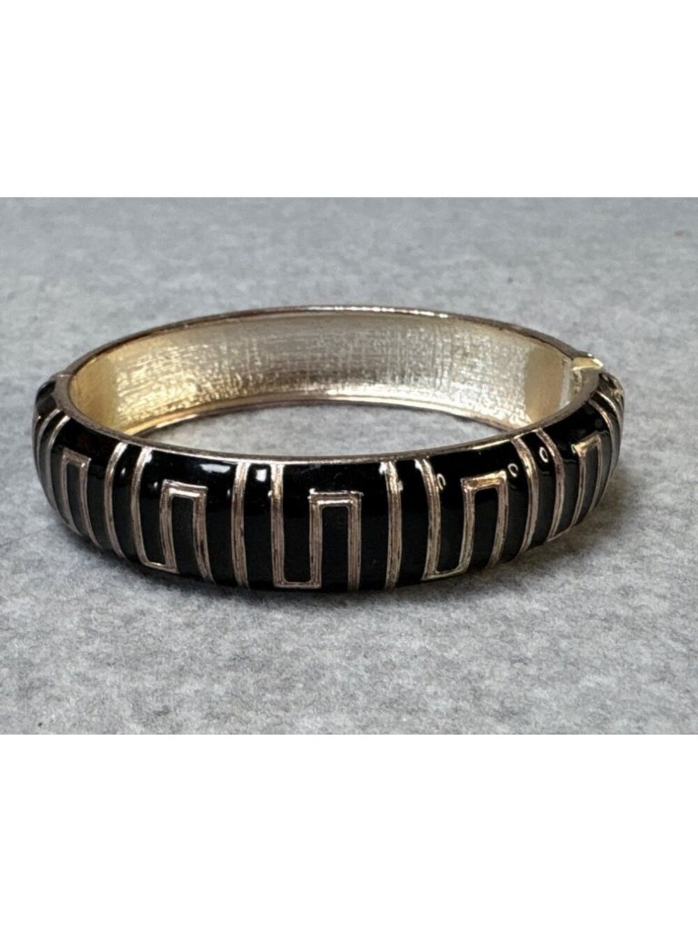 Vintage Silver-Tone & Black Hinged Bangle Bracelet with Geometric Pattern Design